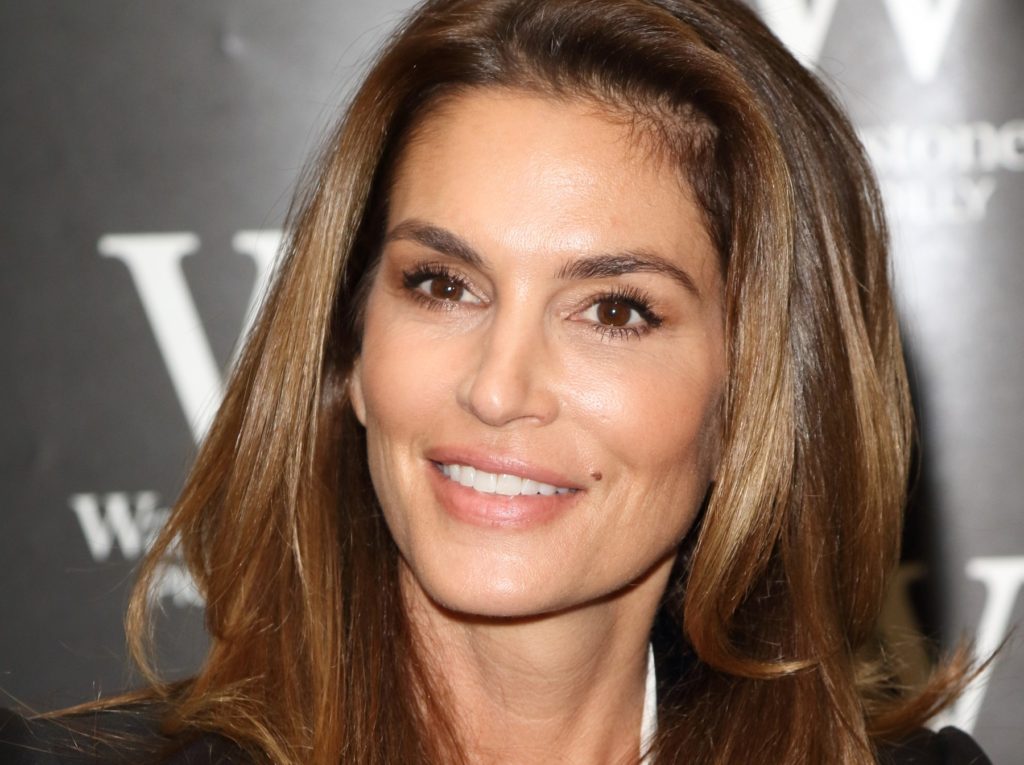 Cindy Crawford signs copies of her new book 'Becoming' at Waterstones, Piccadilly, London on October 2nd 2015 PICTURED: Cindy Crawford, Image: 260794200, License: Rights-managed, Restrictions: , Model Release: no, Credit line: Profimedia, TEMP Camerapress
