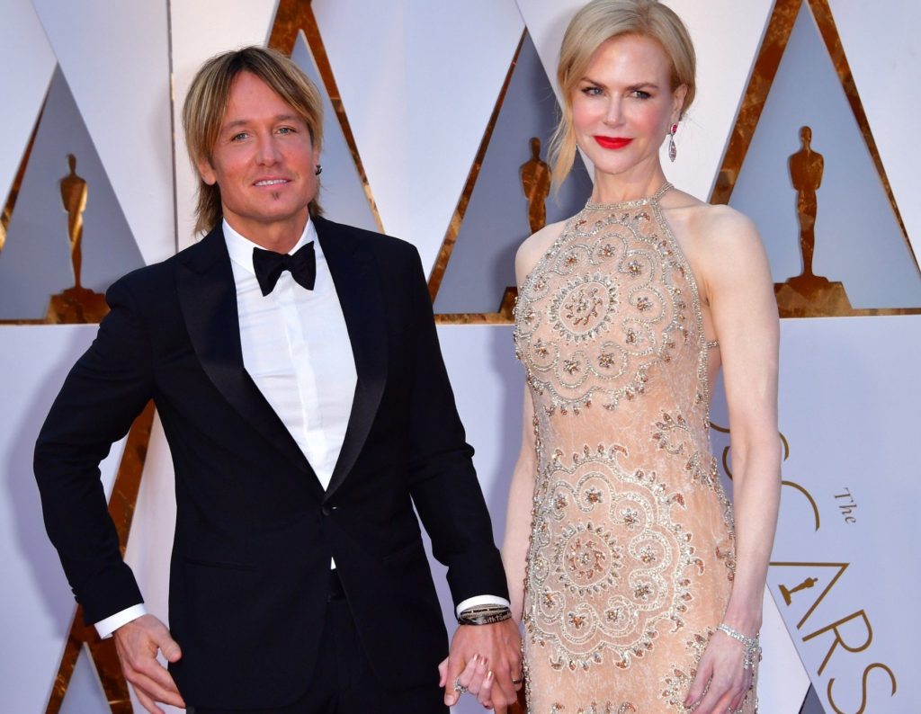 Nicole Kidman (R) and Keith Urban arrive on the red carpet for the 89th annual Academy Awards at the Dolby Theatre in the Hollywood section of Los Angeles on February 26, 2017. Photo by /UPI, Image: 322548745, License: Rights-managed, Restrictions: , Model Release: no, Credit line: Profimedia, UPI
