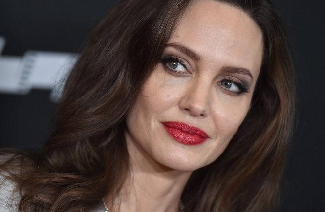 21st Annual Hollywood Film Awards. The Beverly Hilton, Beverly Hills, California. Pictured: Angelina Jolie. EVENT November 5, 2017 Job: 171105A1, Image: 354727349, License: Rights-managed, Restrictions: 000, Model Release: no, Credit line: Profimedia, Bauer Griffin