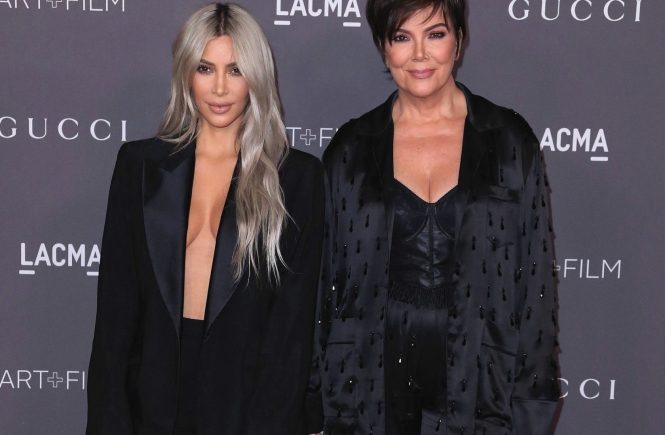 LOS ANGELES - NOVEMBER 4: Kim Kardashian and Kris Jenner at the 2017 LACMA Art + Film Gala at LACMA on November 4, 2017 in Los Angeles, California., Image: 354741903, License: Rights-managed, Restrictions: *** World Rights ***, Model Release: no, Credit line: Profimedia, SIPA USA