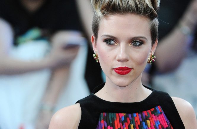 Picture Shows: Scarlett Johansson April 21, 2015 Scarlett Johansson attends 'The Avengers: Age Of Ultron' European premiere at Westfield London in London, UK. The actress stunned in a printed gown. Worldwide Rights, Image: 239484183, License: Rights-managed, Restrictions: Non Exclusive No Digital Rights Without Permission Please Credit All Uses, Model Release: no, Credit line: Profimedia, FameFlynet UK