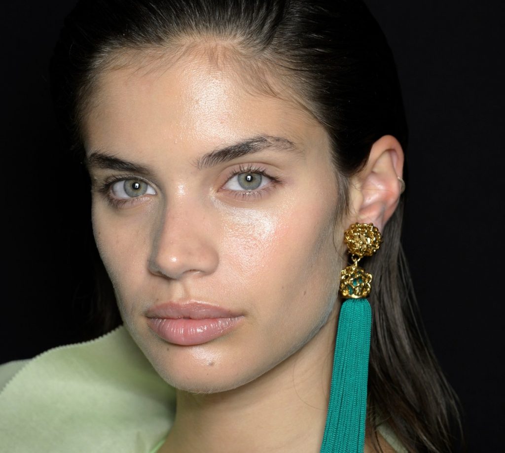 FOR EDITORIAL USE ONLY. Ungaro Backstage Paris Ready to Wear. Spring/Summer 2016. Portuguese model Sara Sampaio. ADDITIONAL IMAGES AVAILABLE ON REQUEST., Image: 306422162, License: Rights-managed, Restrictions: , Model Release: no, Credit line: Anthea Simms / Camerapress / Profimedia