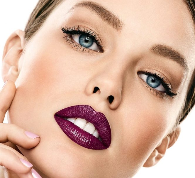 Brazilian fashion model Adriana Lima and American model Emily DiDonato as ambassadors for Maybelline 2017 collections., Image: 310500791, License: Rights-managed, Restrictions: EDITORIAL USE ONLY, Model Release: no, Credit line: Profimedia, Balawa Pics