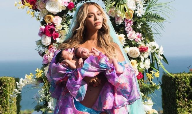 Beyonce (beyonce / 14.07.2017): "Sir Carter and Rumi 1 month today., Image: 341806385, License: Rights-managed, Restrictions: , Model Release: no, Credit line: Profimedia, Face To Face A