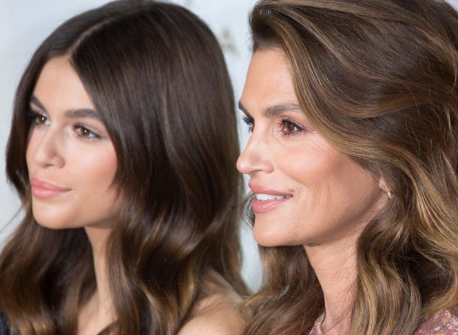 Kaia Gerber, Cindy Crawford a Her Time Omega Photocall pendant la Fashion Week de Paris prÄ™t a porter fĂ©minin printemps / Ă©tĂ© 2018 le 29 septembre, 2017 a Paris, France. Kaia Gerber, Cindy Crawford attends'Her Time' Omega Photocall as part of the Paris Fashion Week Womenswear Spring/Summer 2018 on September 29, 2017 in Paris, France, Image: 351008387, License: Rights-managed, Restrictions: , Model Release: no, Credit line: Profimedia, KCS Presse