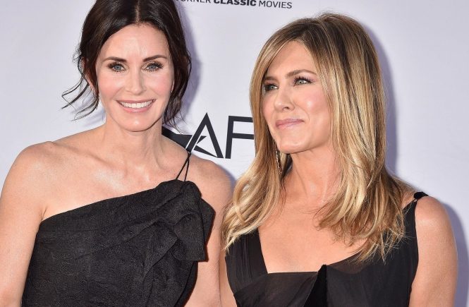 HOLLYWOOD, CA - JUNE 07: Courtney Cox (L) and Jennifer Aniston arrive at the American Film Institute's 46th Life Achievement Award Gala Tribute To George Clooney at the Dolby Theatre on June 7, 2018 in Hollywood, California. © Joe Sutter, PacificCoastNews. Los Angeles Office (PCN): +1 310.822.0419 UK Office (Photoshot): +44 (0) 20 7421 6000 sales@pacificcoastnews.com FEE MUST BE AGREED PRIOR TO USAGE