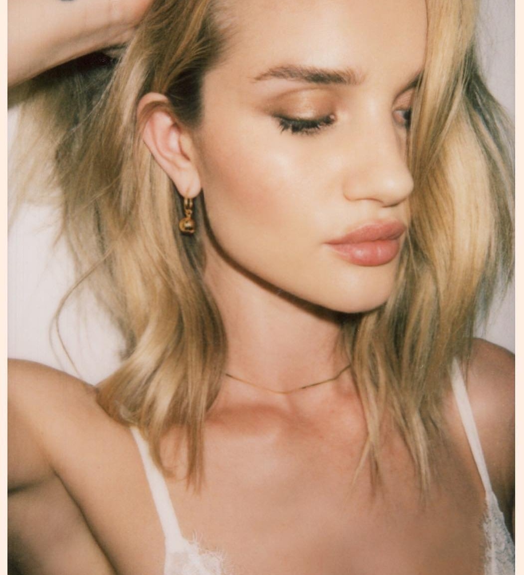 Rosie Huntington-Whiteley releases a photo on Instagram with the following caption: "@morgane_martini"., Image: 379186911, License: Rights-managed, Restrictions: *** No USA Distribution *** For Editorial Use Only *** Not to be Published in Books or Photo Books *** Handling Fee Only ***, Model Release: no, Credit line: Profimedia, SIPA USA