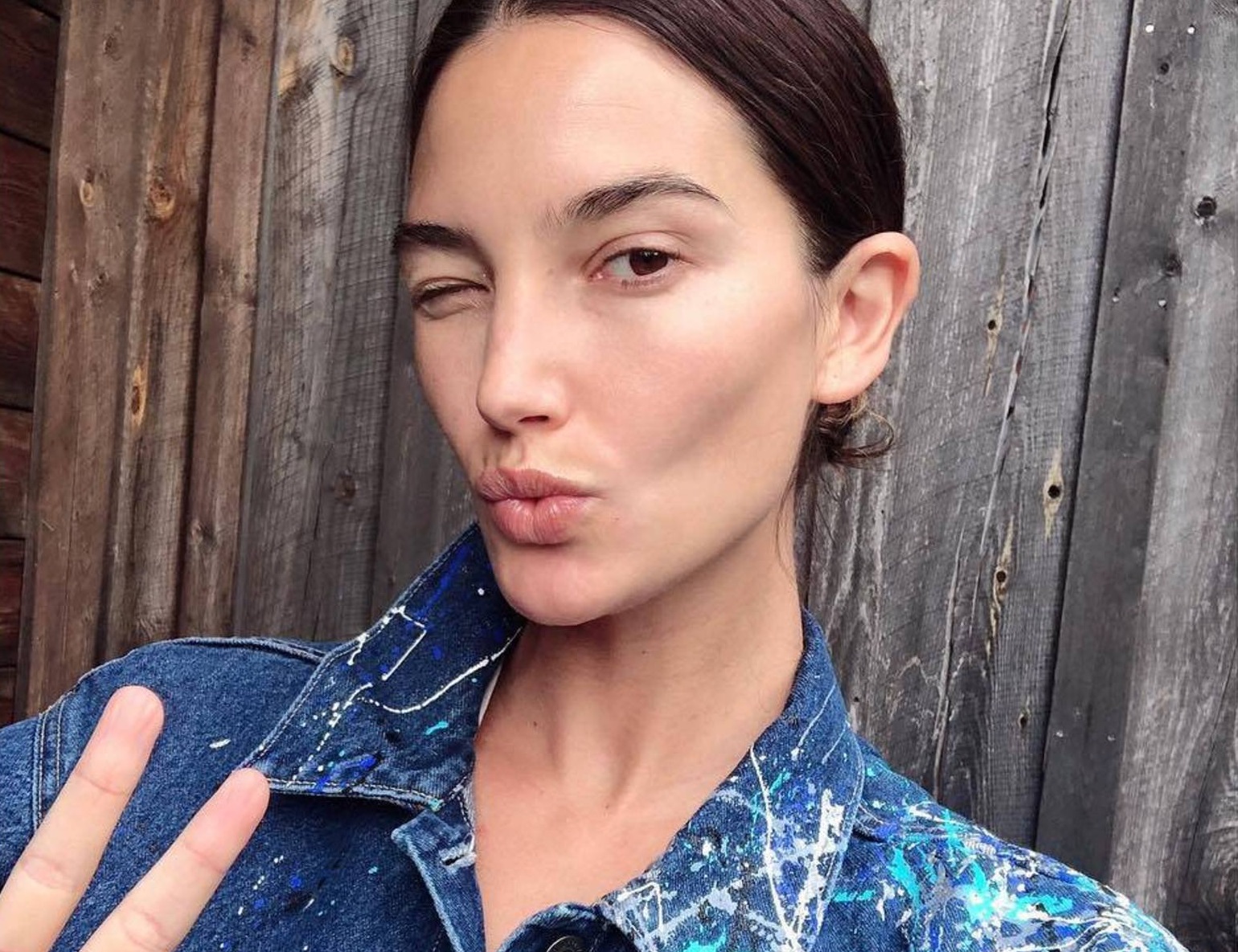 Lily Aldridge (lilyaldridge / 13.10.2018): Proud to be wearing my amazing jacket designed by @thesashaprojectla Sasha is an absolute SuperSTAR who paints jeans as therapy for her cerebral palsy She is combining forces today with @cmnhospitals to raise money for childrens hospitals Go check out her designs! #miracles #rocktherunway ", Image: 391154223, License: Rights-managed, Restrictions: , Model Release: no, Credit line: Profimedia, Face To Face A
