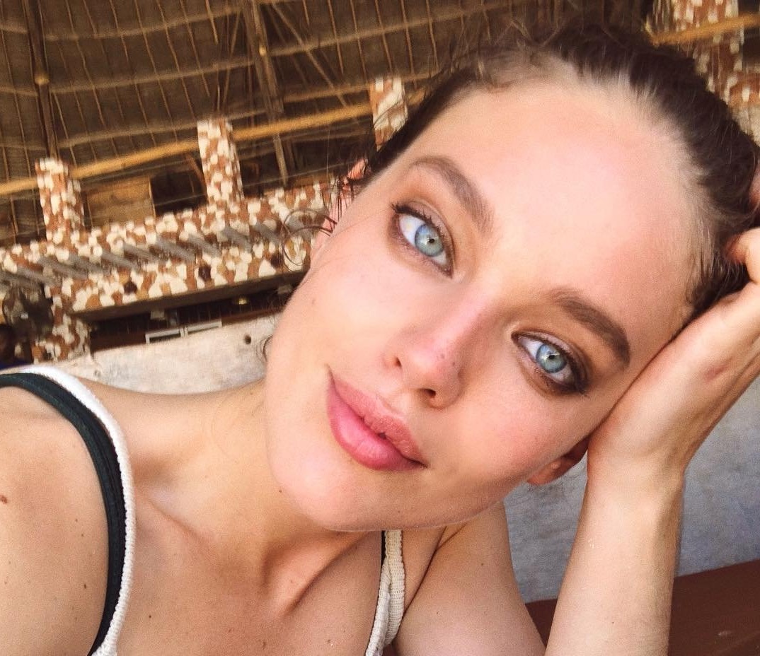 Emily DiDonato has posted a photo on Instagram with the following remarks: Someone put me down for a nap Twitter, 2018-10-22 12:01:26. Photo supplied by insight media. Service fee applies. NICHT ZUR VERÃFFENTLICHUNG IN BÃCHERN UND BILDBÃNDEN! EDITORIAL USE ONLY! / MAY NOT BE PUBLISHED IN BOOKS AND ILLUSTRATED BOOKS! Please note: Fees charged by the agency are for the agencyâs services only, and do not, nor are they intended to, convey to the user any ownership of Copyright or License in the material. The agency does not claim any ownership including but not limited to Copyright or License in the attached material. By publishing this material you expressly agree to indemnify and to hold the agency and its directors, shareholders and employees harmless from any loss, claims, damages, demands, expenses (including legal fees), or any causes of action or allegation against the agency arising out of or connected in any way with publication of the material., Image: 392097629, License: Rights-managed, Restrictions: NICHT ZUR VERÃFFENTLICHUNG IN BÃCHERN UND BILDBÃNDEN! Please note additional conditions in the caption, Model Release: no, Credit line: Profimedia, Insight Media