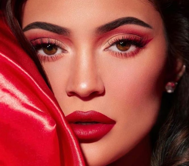 Non Exclusive: ***NO MAIL ONLINE UNLESS AGREED*** Christmas is just around the corner, and getting into the festive spirit, Kylie Cosmetics launches its Holiday 2019 campaign. Beauty mogul Kylie Jenner (who recently sold a $600 million stake in her company) turns up the heat in images captured by Greg Swales. A holiday collection includes the Dear Santa eyeshadow palette, Team Santa matte lipstick and shimmer eye glaze. Look out for the holiday collection on November 19th. Ariel Tejada works on her flawless makeup with glamorous waves by hair stylist Cesar DeLeon Ramirez. ------- DISCLAIMER: BEEM does not claim any Copyright or License in the attached material. Any downloading fees charged by BEEM are for BEEM's services only, and do not, nor are they intented to, convey to the user any Copyright or License in the material. By publshing this material, the user expressly agrees to indemnify and to hold BEEM harmless from any claims, demands, or causes of action arising out of or connected in any way with user's publication of the material., Image: 483682951, License: Rights-managed, Restrictions: MANDATORY CREDIT OR DOUBLE FEE WILL BE CHARGED - **Strictly no use in repeat online galleries without payment**, Model Release: no, Credit line: Greg Swales / BEEM / Beem / Profimedia