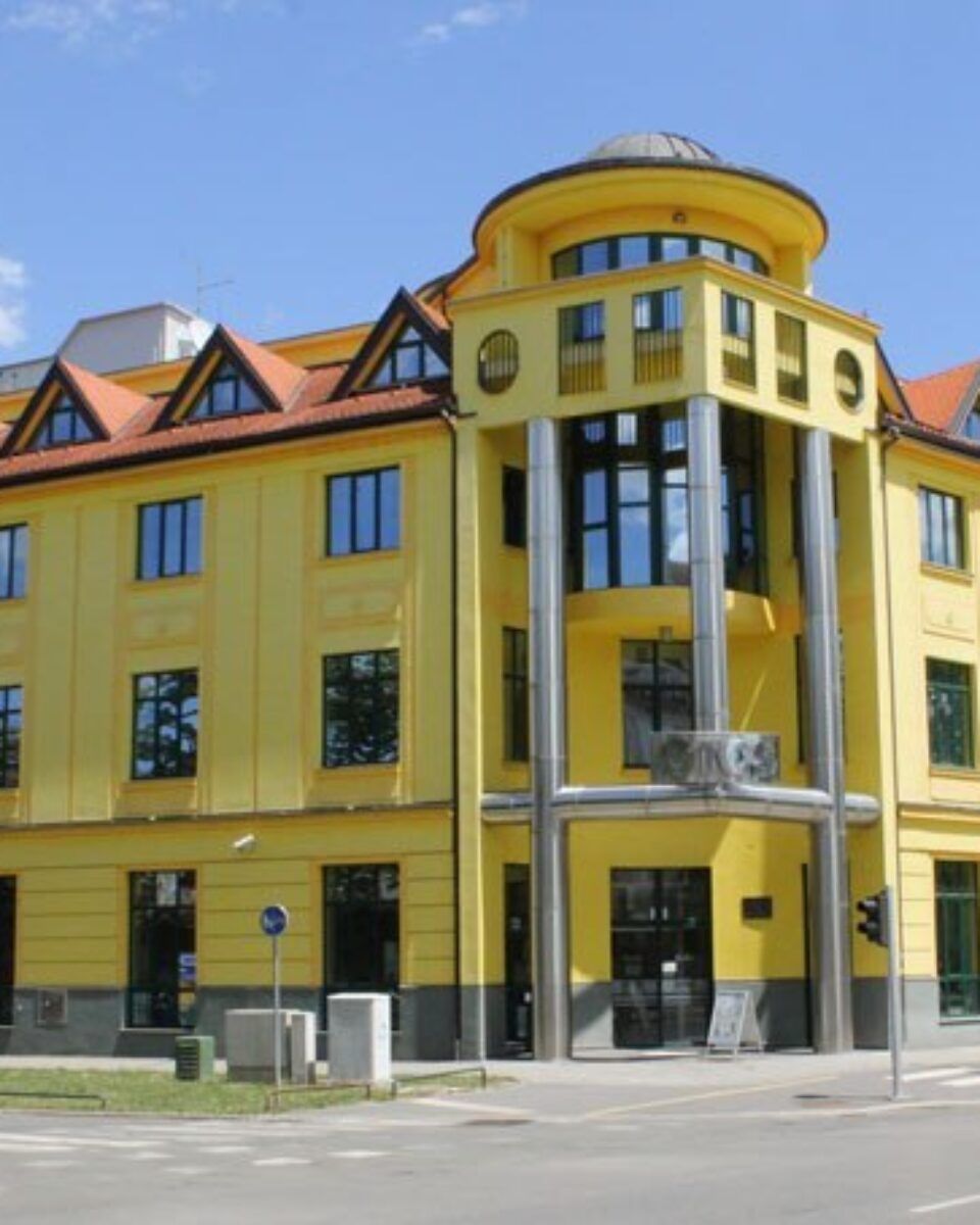 Osječka poliklinika zdravlja i ljepote