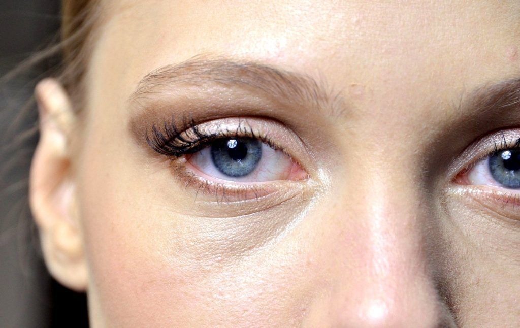 Feb. 17, 2015 - New York, USA - EYES AND MOUTH, LOPS, BEAUTY, MODEL ON BACKSTAGE, WOMAN, NEW YORK FASHION WEEK 2015 WOMEN READY TO WEAR RTW, PRET A PORTER, FALL WINTER AUTUMN HERBST .NYPAPFW15, Image: 221873963, License: Rights-managed, Restrictions: * Austria Rights Out *, Model Release: no, Credit line: Profimedia, Zuma Press - Archives