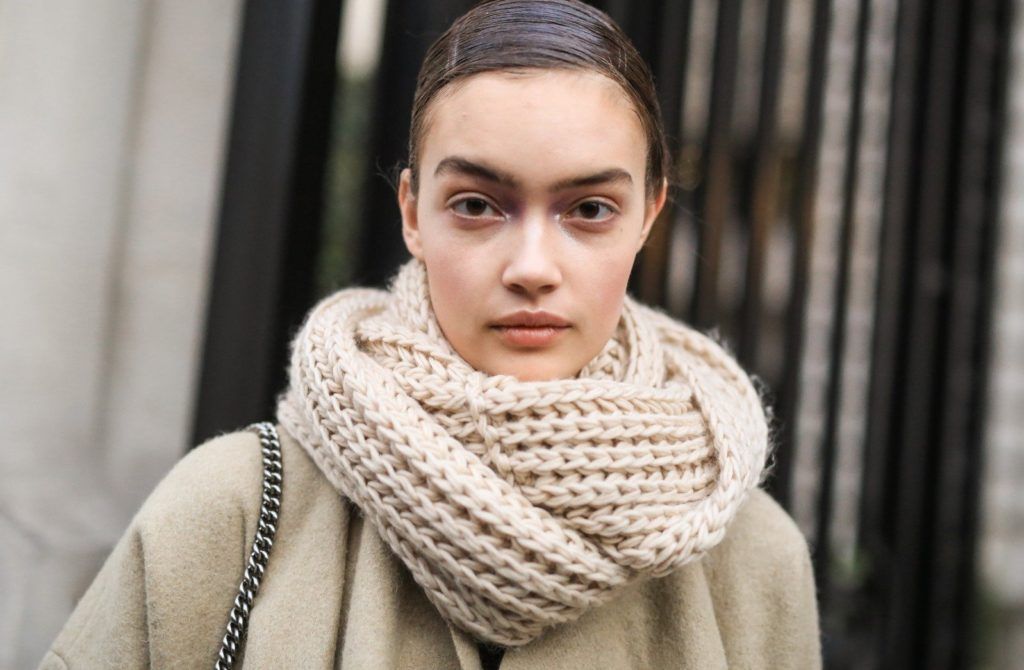 January 23, 2017 - Paris, FRANCE - Redemption. PEOPLE ON STREET, STREETSTYLE, HAUTE COUTURE SUMMER 2017, PARIS FASHION WEEK 2017 WOMEN READY TO WEAR FOR FALL WINTER, PRET A PORTER, AUTUMN HERBST .PARSTHCW17, Image: 315269495, License: Rights-managed, Restrictions: * Austria Rights Out *, Model Release: no, Credit line: Profimedia, Zuma Press - Archives