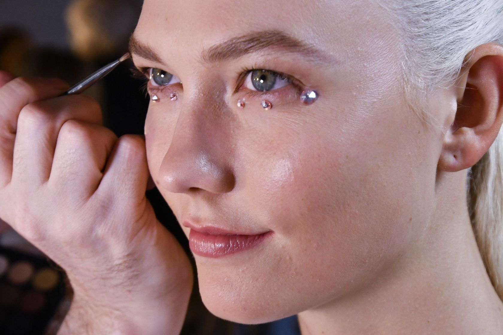 September 8, 2017 - New York, USA - Jeremy Scott.MODEL ON BACKSTAGE, WOMAN, NEW YORK FASHION WEEK 2018 WOMEN READY TO WEAR FOR SPRING SUMMER, FASHION SHOW COLLECTION, PRET A PORTER, FR�œHLING FRUEHLING SOMMER.NYPAPSS18, Image: 350470524, License: Rights-managed, Restrictions: * Austria Rights Out *, Model Release: no, Credit line: Profimedia, Zuma Press - Archives