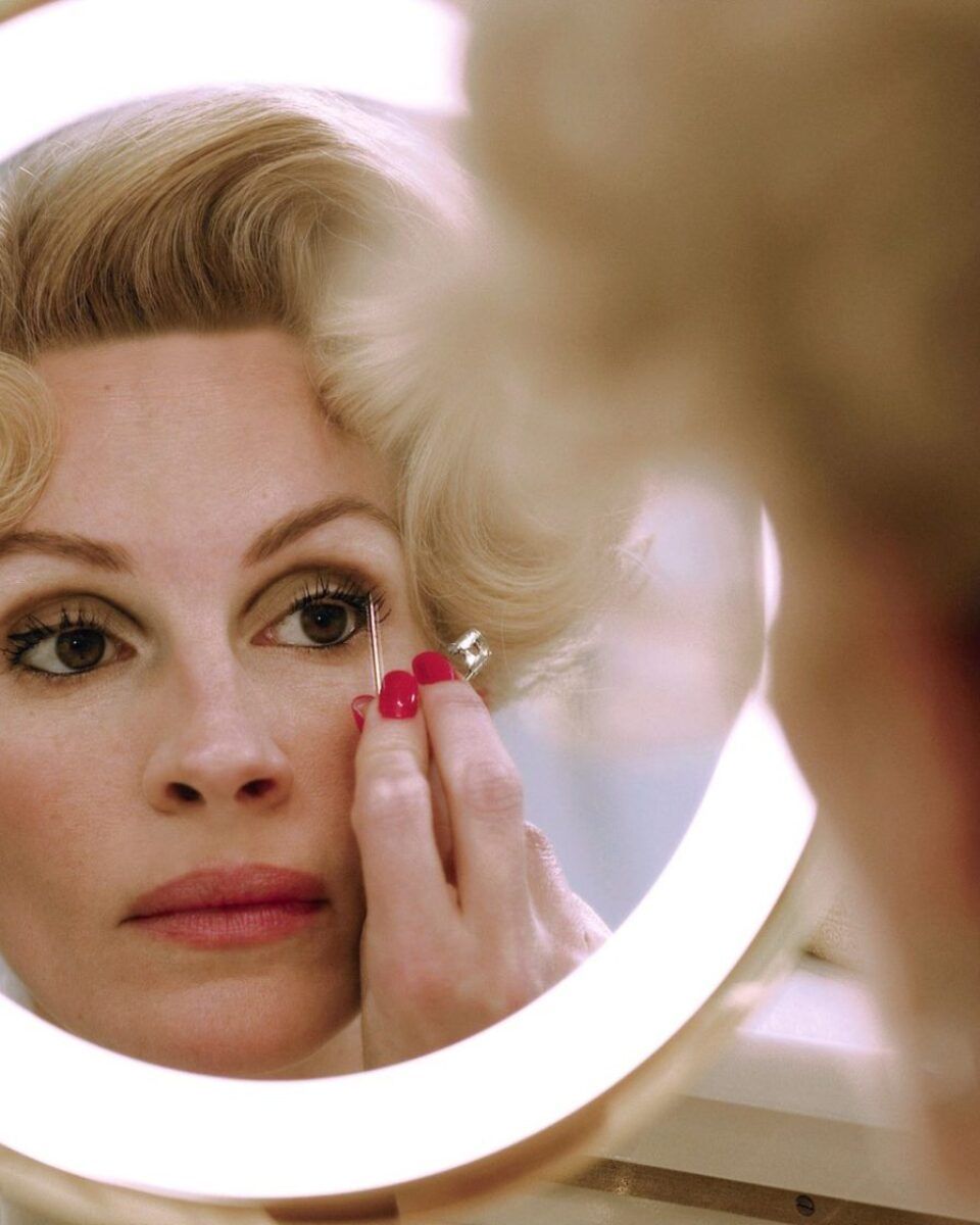 Od kućnih tretmana do operacije: kako pomladiti područje oko očiju