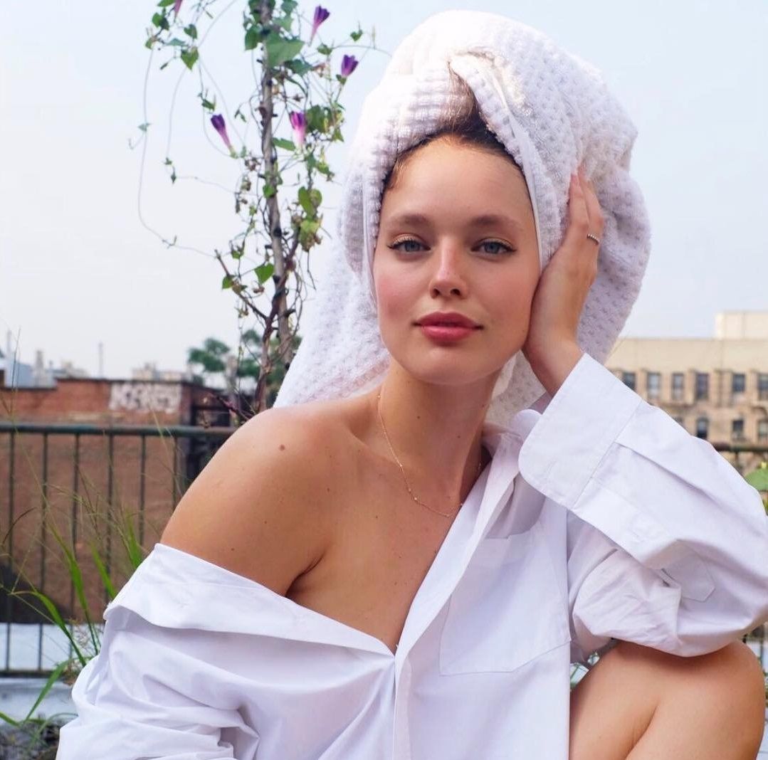 Emily DiDonato has posted a photo on Instagram with the following remarks: Soaking up the last bit of the weekend Twitter, 2018-08-20 09:23:15. Photo supplied by insight media. Service fee applies. NICHT ZUR VERÃFFENTLICHUNG IN BÃCHERN UND BILDBÃNDEN! EDITORIAL USE ONLY! / MAY NOT BE PUBLISHED IN BOOKS AND ILLUSTRATED BOOKS! Please note: Fees charged by the agency are for the agencyâs services only, and do not, nor are they intended to, convey to the user any ownership of Copyright or License in the material. The agency does not claim any ownership including but not limited to Copyright or License in the attached material. By publishing this material you expressly agree to indemnify and to hold the agency and its directors, shareholders and employees harmless from any loss, claims, damages, demands, expenses (including legal fees), or any causes of action or allegation against the agency arising out of or connected in any way with publication of the material., Image: 383216447, License: Rights-managed, Restrictions: NICHT ZUR VERÃFFENTLICHUNG IN BÃCHERN UND BILDBÃNDEN! Please note additional conditions in the caption, Model Release: no, Credit line: Profimedia, Insight Media