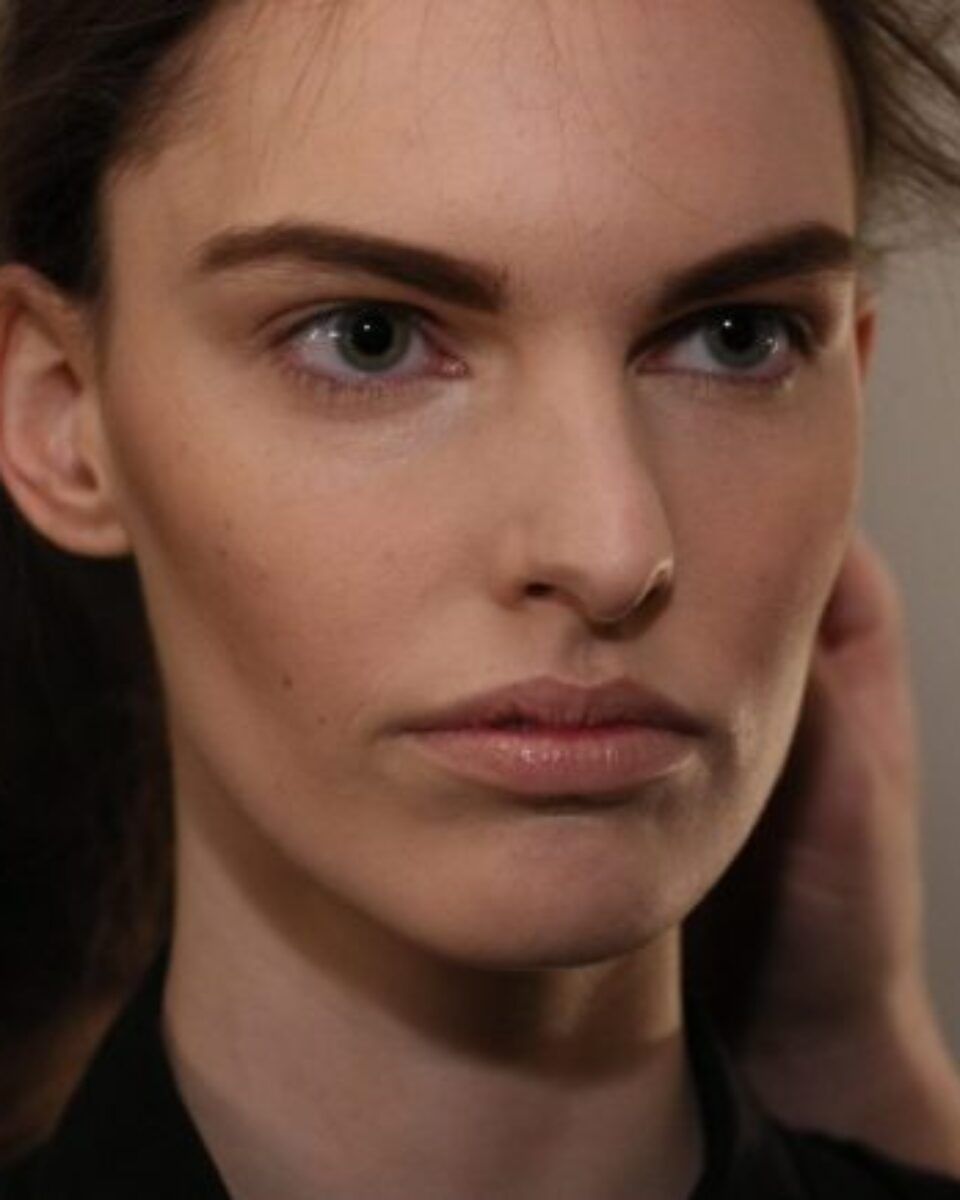 Senzualne usne i besprijekoran ten: make-up rješenja i za najosjetljiviju kožu