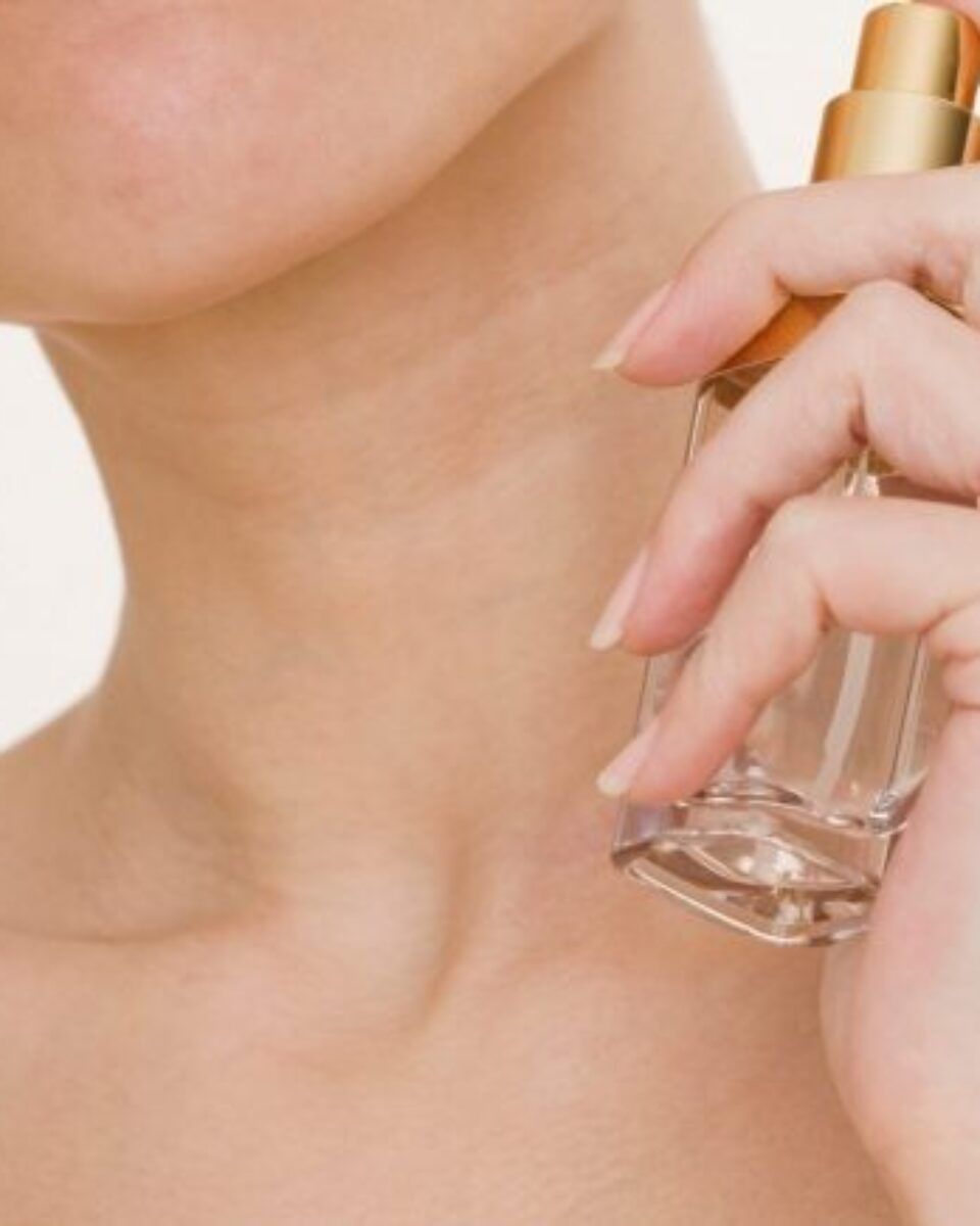 Traju cijeli dan – koji su parfemi najdugotrajniji na koži?