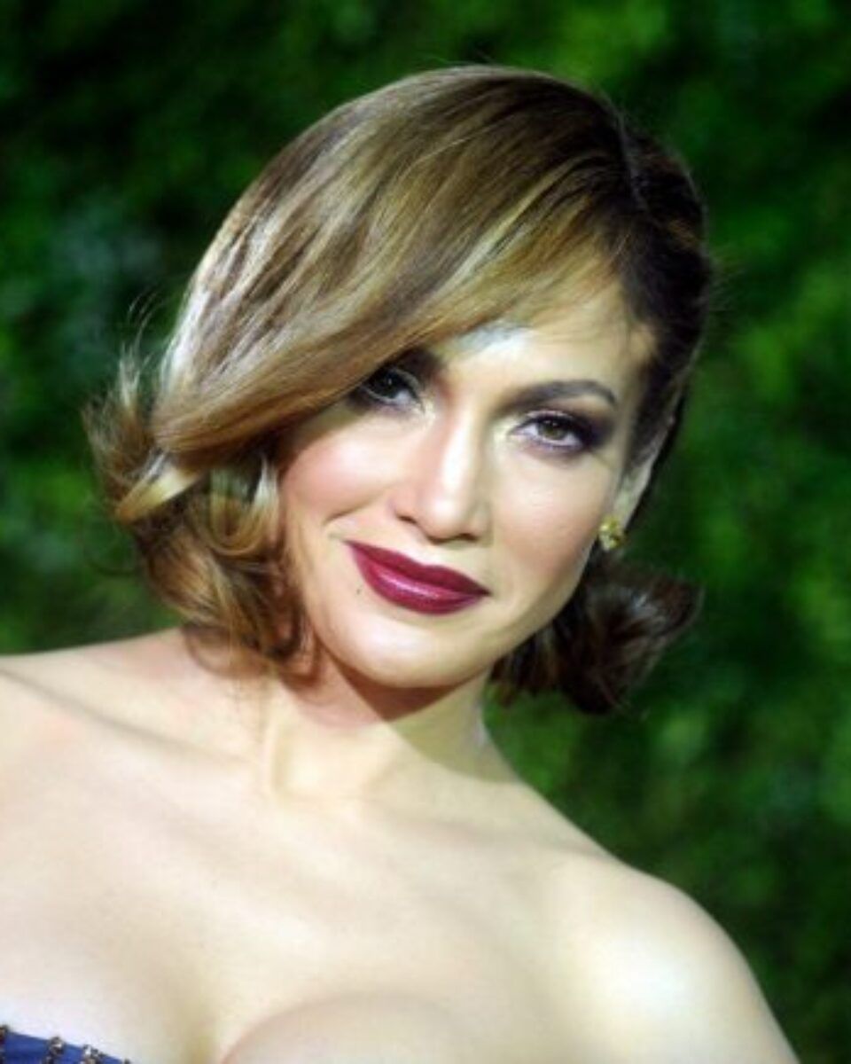 Besprijekoran ten: Puderi koji savršeno prikrivaju akne i sitne nepravilosti