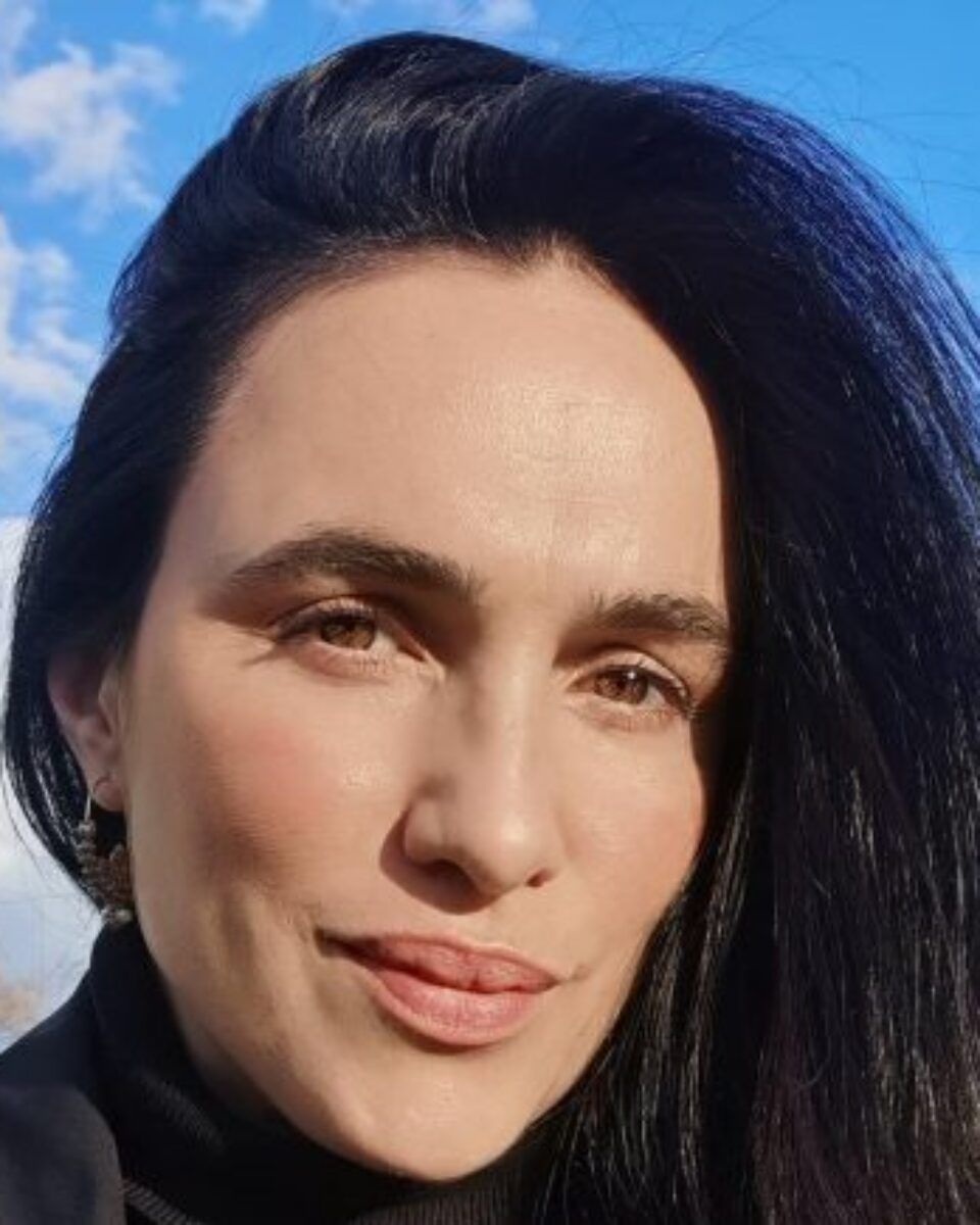 Ovo su mirisni i kozmetički favoriti omiljene glumice – Marijane Mikulić