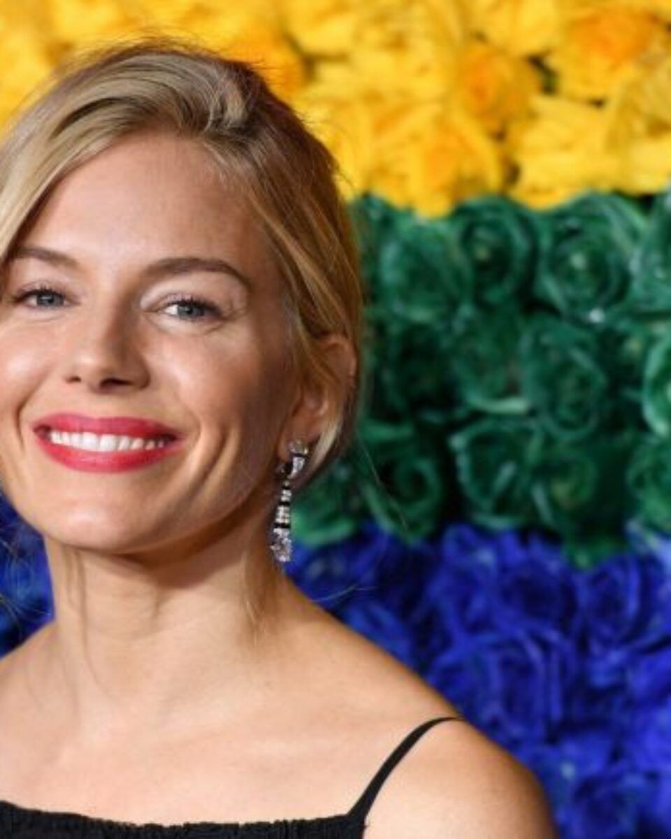 Koji tretman odabrati za pomlađivanje lice: mezoterapija ili fileri? Možda oboje…