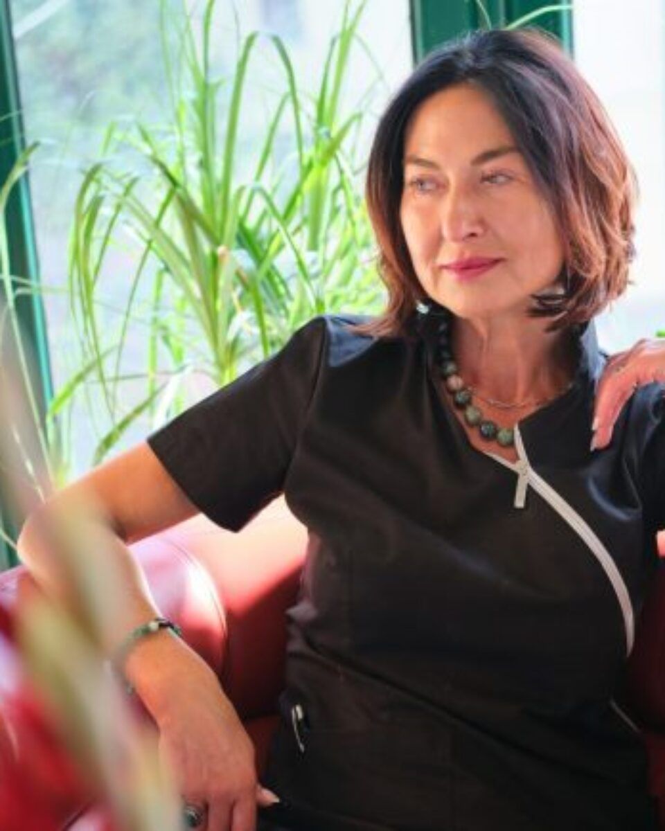 Saznali smo sve tajne kozmetičke torbice osječke liječnice Jasenke Kalajdžić-Čandrlić