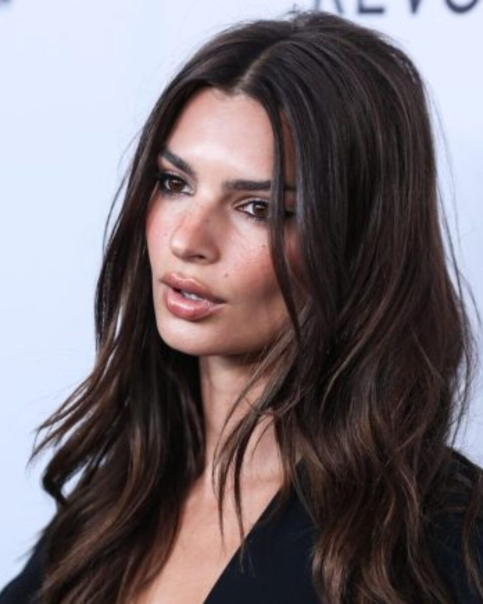 Oštećuje li bojenje zaista kosu – lomljivost i frizzy efekt