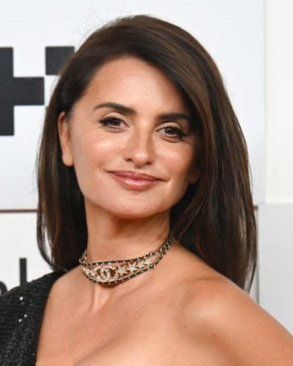 Vodica u spreju obožavanog francuskog brenda briše i najtamnije mrlje s lica