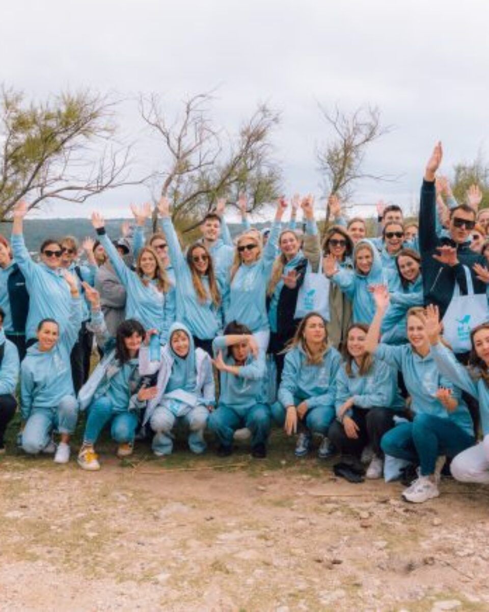 Biotherm i udruga Sunce u akciji čišćenja kod Trogira prikupili 400 kilograma otpada