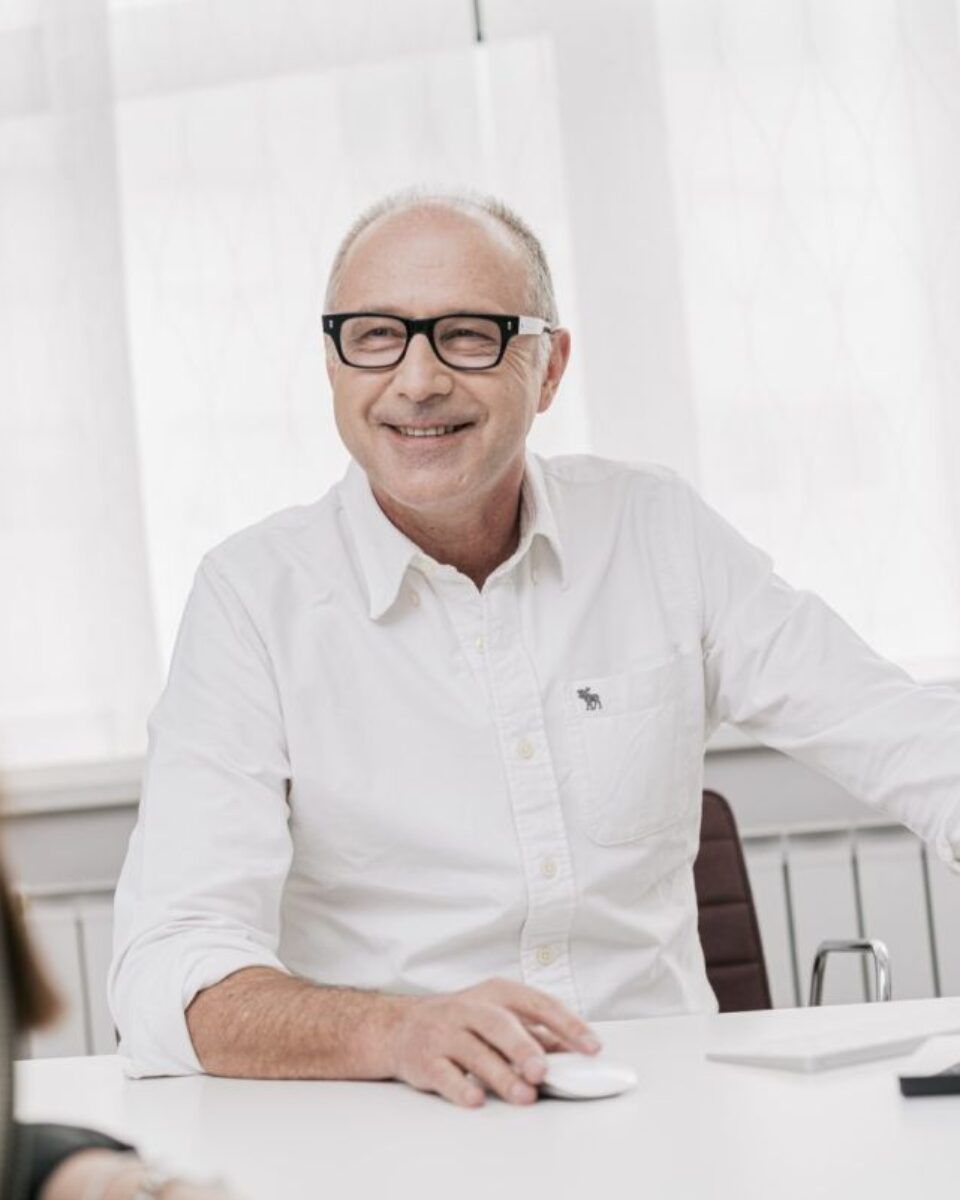 Prof. dr. sc. Mislav Gjurić objašnjava tko nije kandidat za estetsku operaciju nosa i zašto