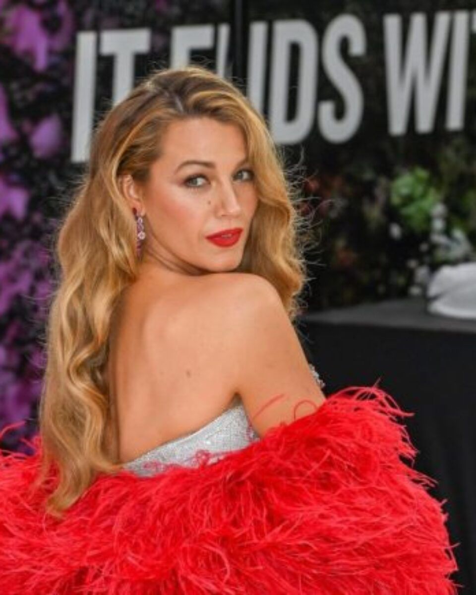 Ovi crveni ruževi izdržat će test i najluđih blagdanskih partyja