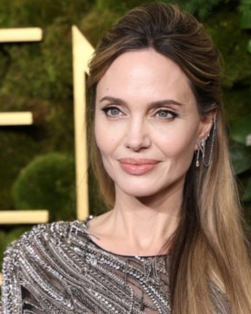 Iza sjajnih usana: Kako postići besprijekornu mekoću i hidrataciju