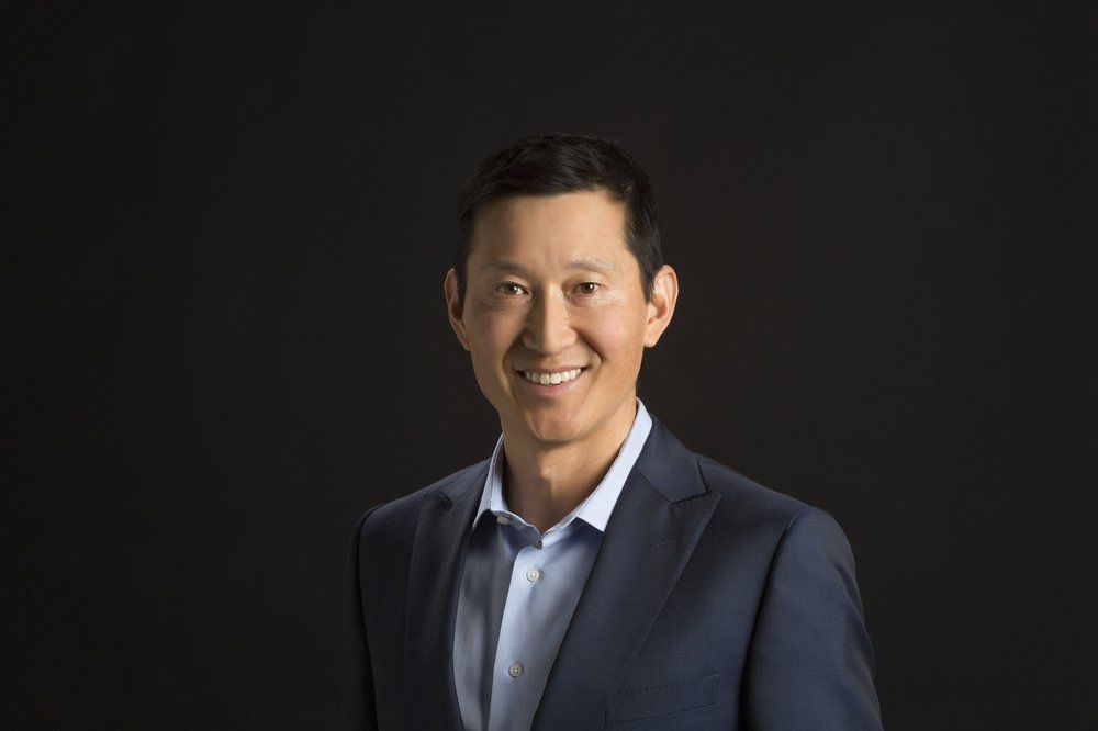 dr. David W. Kim, Izvor foto: https://www.yelp.com/biz/david-w-kim-md-san-francisco