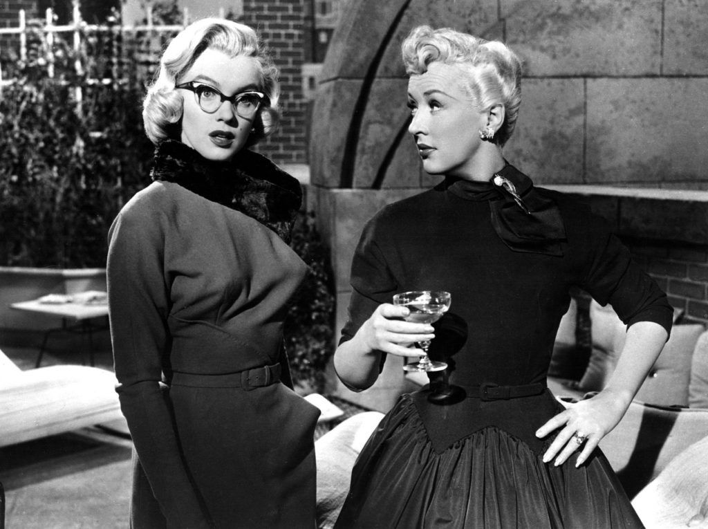 HOW TO MARRY A MILLIONAIRE, Marilyn Monroe, Betty Grable, 1953, TM and Copyright (c) 20th Century-Fox Film Corp. All Rights Reserved, Image: 97105443, License: Rights-managed, Restrictions: For usage credit please use; ©20thCentFox/Courtesy Everett Collection, Model Release: no, Credit line: Profimedia, Everett