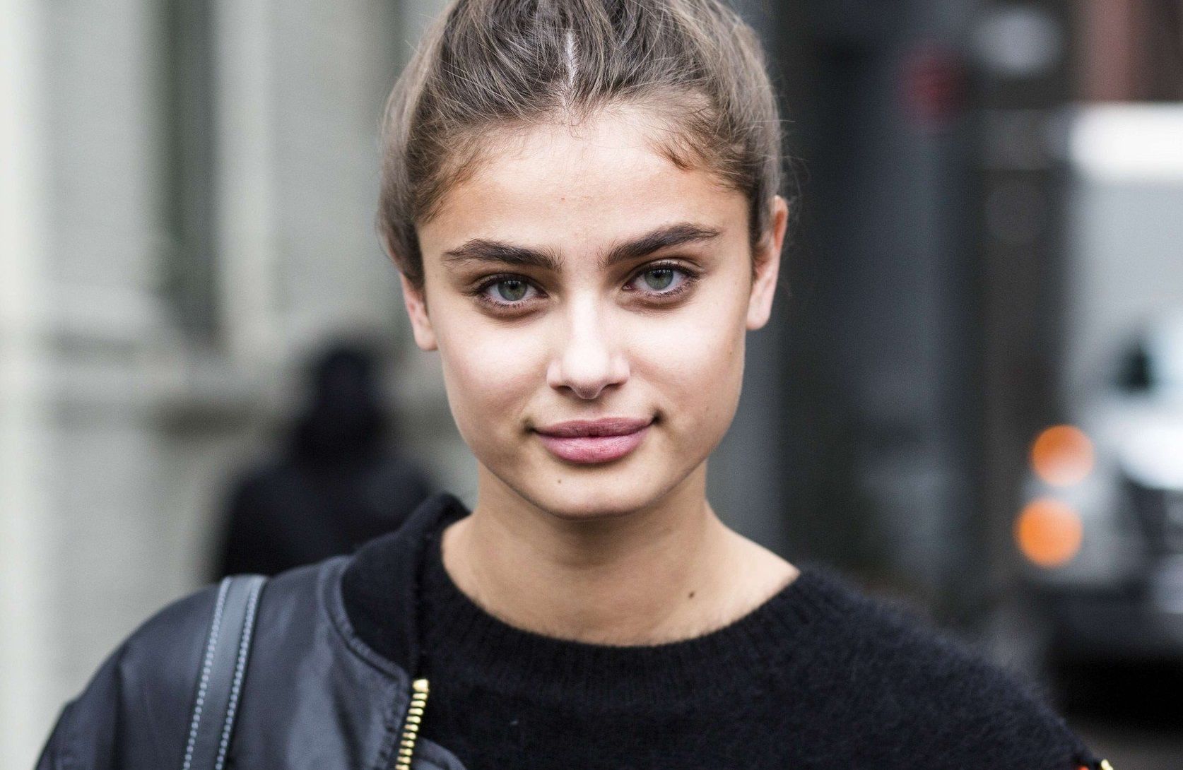 Ready to wear fashion shows, autumn-winter 2017-2018, Street Style, Day 6//Z-PIXEL-FORMULA_C_175/Credit:PIXELFORMULA/SIPA/1702171755, Image: 321316311, License: Rights-managed, Restrictions: , Model Release: no, Credit line: Profimedia, TEMP Sipa Press