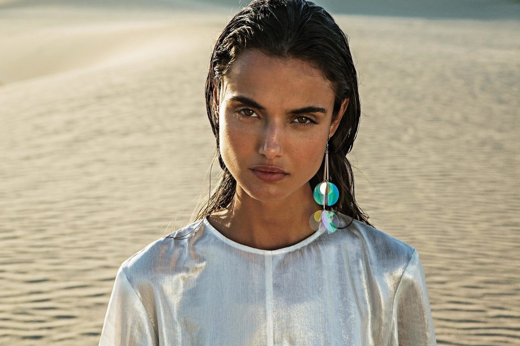 Spanish fashion model Blanca Padilla stars in Stradivarius Spring Summer 2017 collection., Image: 330046086, License: Rights-managed, Restrictions: EDITORIAL USE ONLY, Model Release: no, Credit line: Profimedia, Balawa Pics