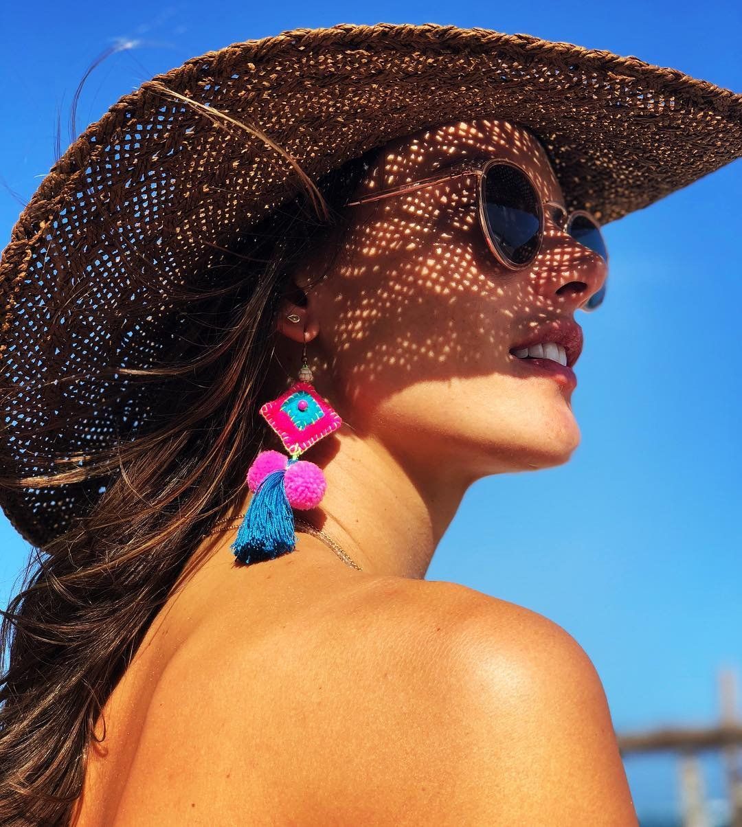 Alessandra Ambrosio releases a photo on Instagram with the following caption: "ud83dudc98"., Image: 363437596, License: Rights-managed, Restrictions: *** No USA Distribution *** For Editorial Use Only *** Not to be Published in Books or Photo Books *** Handling Fee Only ***, Model Release: no, Credit line: Profimedia, SIPA USA