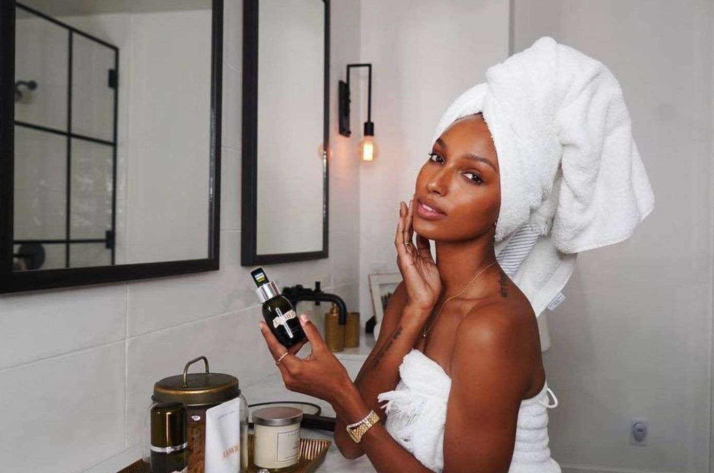 Treba li koža odmor od kozmetike?