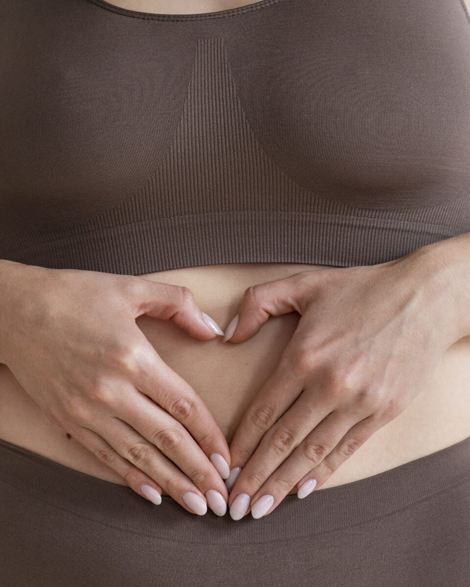 Poznata nutricionistica otkriva rješenje: kako nakon 50-e zaustaviti nakupljanje masnoće na trbuhu