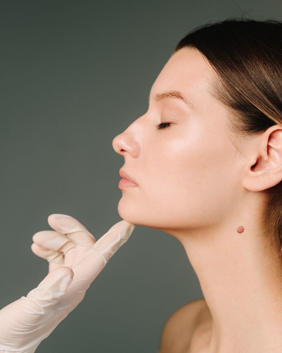 Prijavite se na predavanje prim. dr. Ružice Jurakić Tončić o revolucionarnom ‘skin quality’ tretmanu