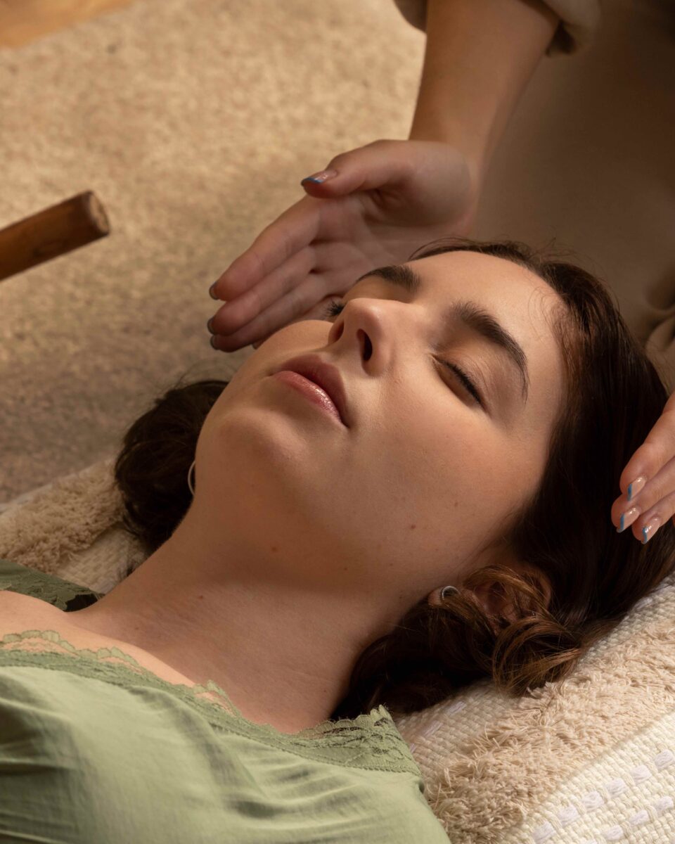 Otkrijte zašto ayurveda postaje odgovor na stres, nesanicu i iscrpljenost