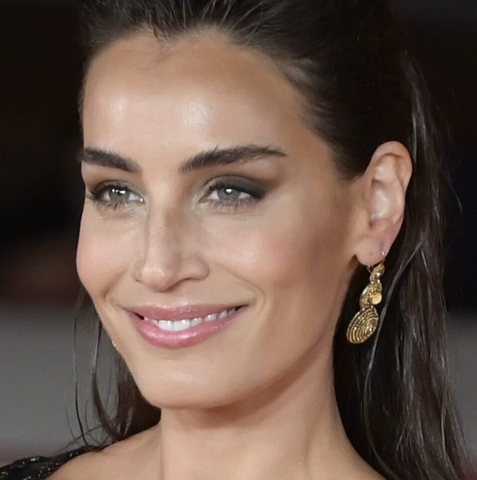 Može li microneedeling ukloniti mrlje s lica