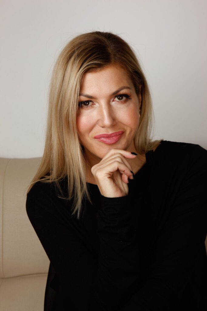 dr. Nevia Delalle, Poliklinika Dermalife