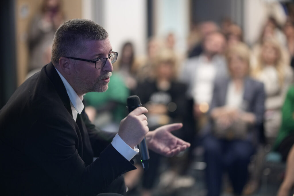 doc. dr. sc. dinko bagatin na predavanju