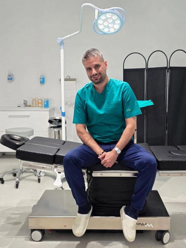 Dr. Vedran Mihelčić 