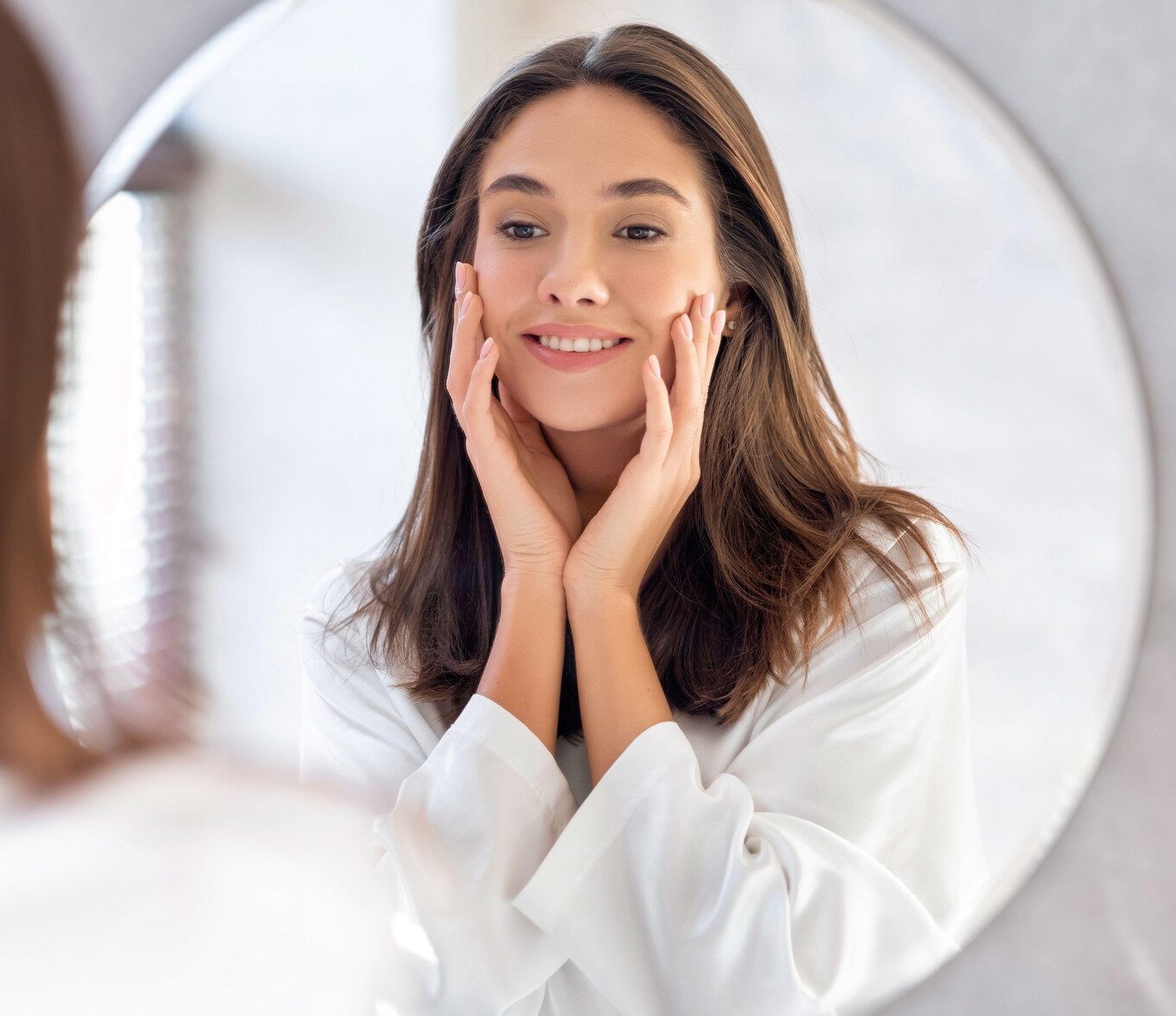 Pitali smo stručnjakinju: Kako najbolje pomladiti lice u 30-ima, 40-ima i 50-ima i koliko to košta?