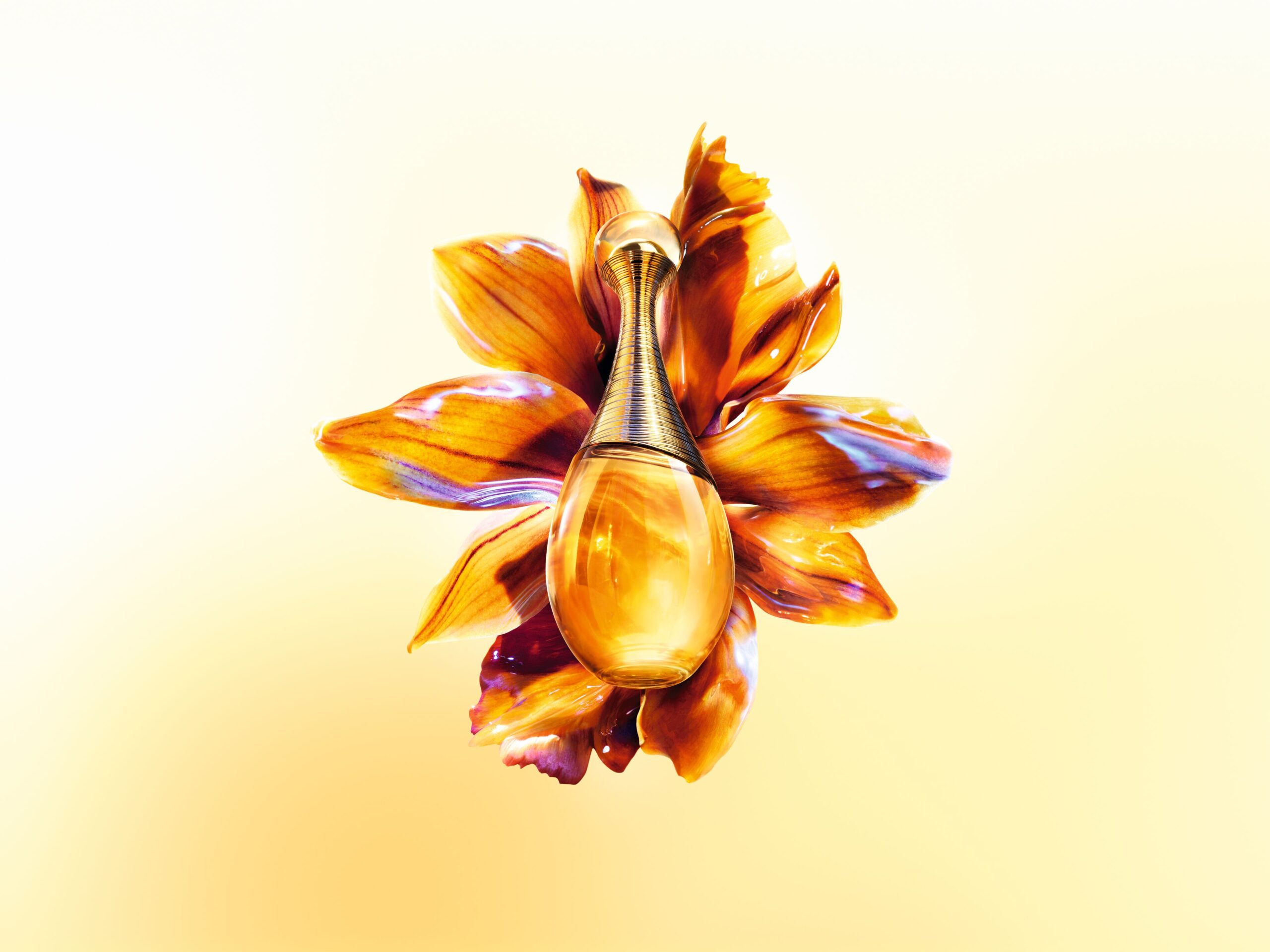 Nova era J’adorea: intenzivnija, zlatnija i odvažnija nego ikad