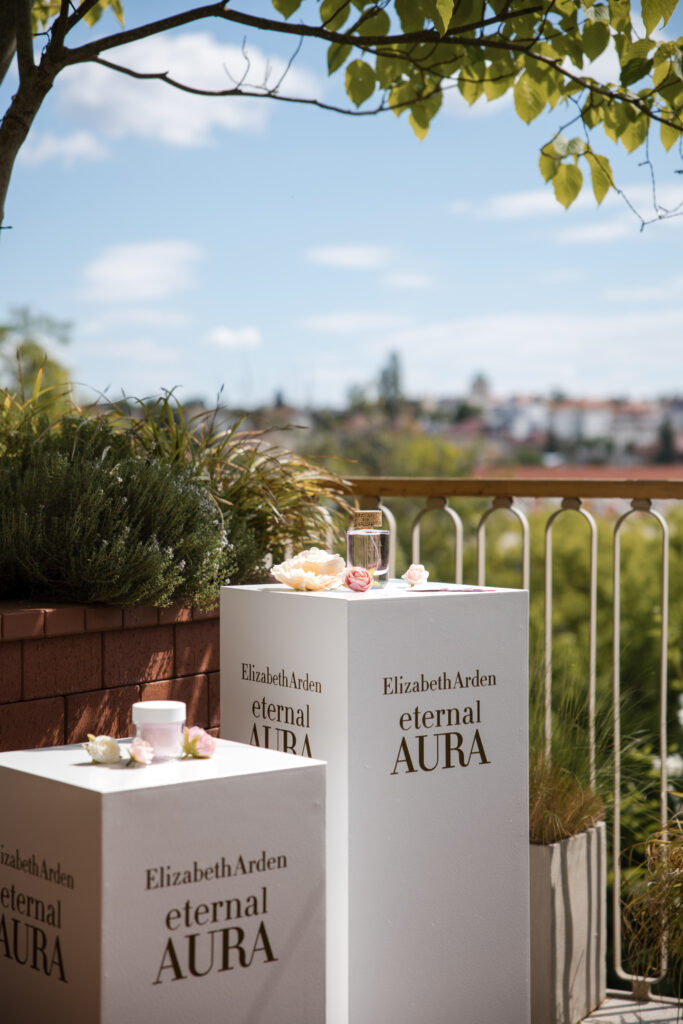 Predstavljanje Elizabeth Arden Eternal Aura mirisa