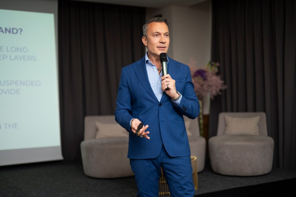 Predavač na Hyalure & Erelle Exclusive Medical Aesthetic Eventu
