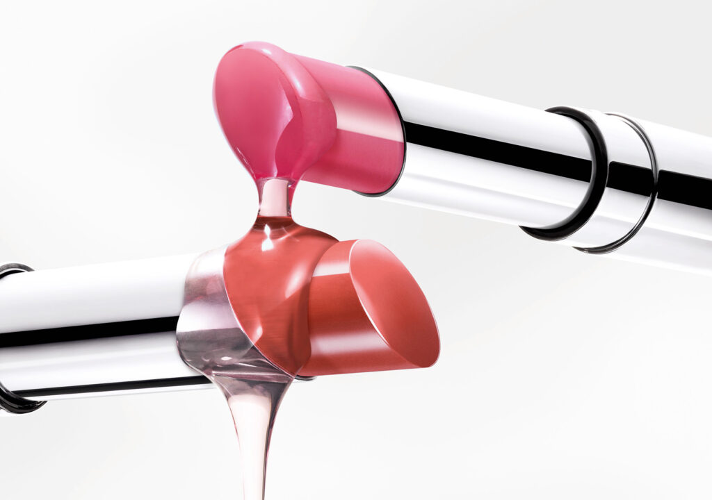 Dior Addict Glass Lipstick ruž koji usnama daje hidratiziran, puniji i zrcalno sjajan izgled